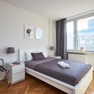 https://top-ten-house-marszakowska-iii.warsawhotelspoland.com